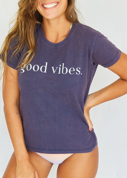 camiseta feminina t-shirt roxa 'good vibes' - Coccus Bikinis